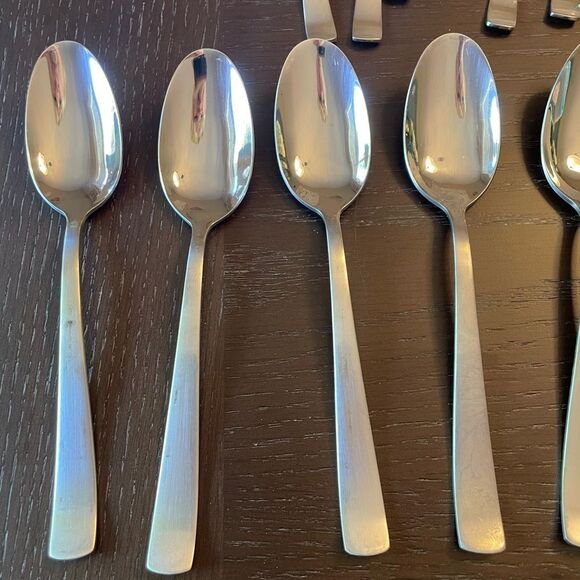Mikasa 18/10 Stainless Steel Spoons Soup Spoons Regular Spoons - Picture 7 of 14